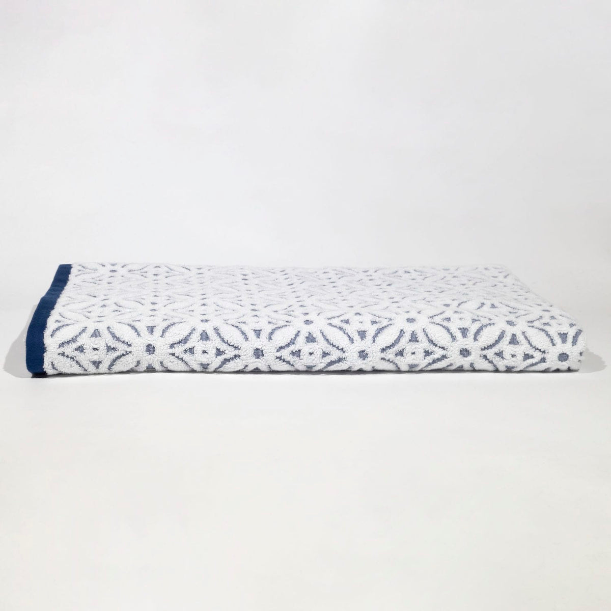 Prague™ 100% Organic Bath Sheet