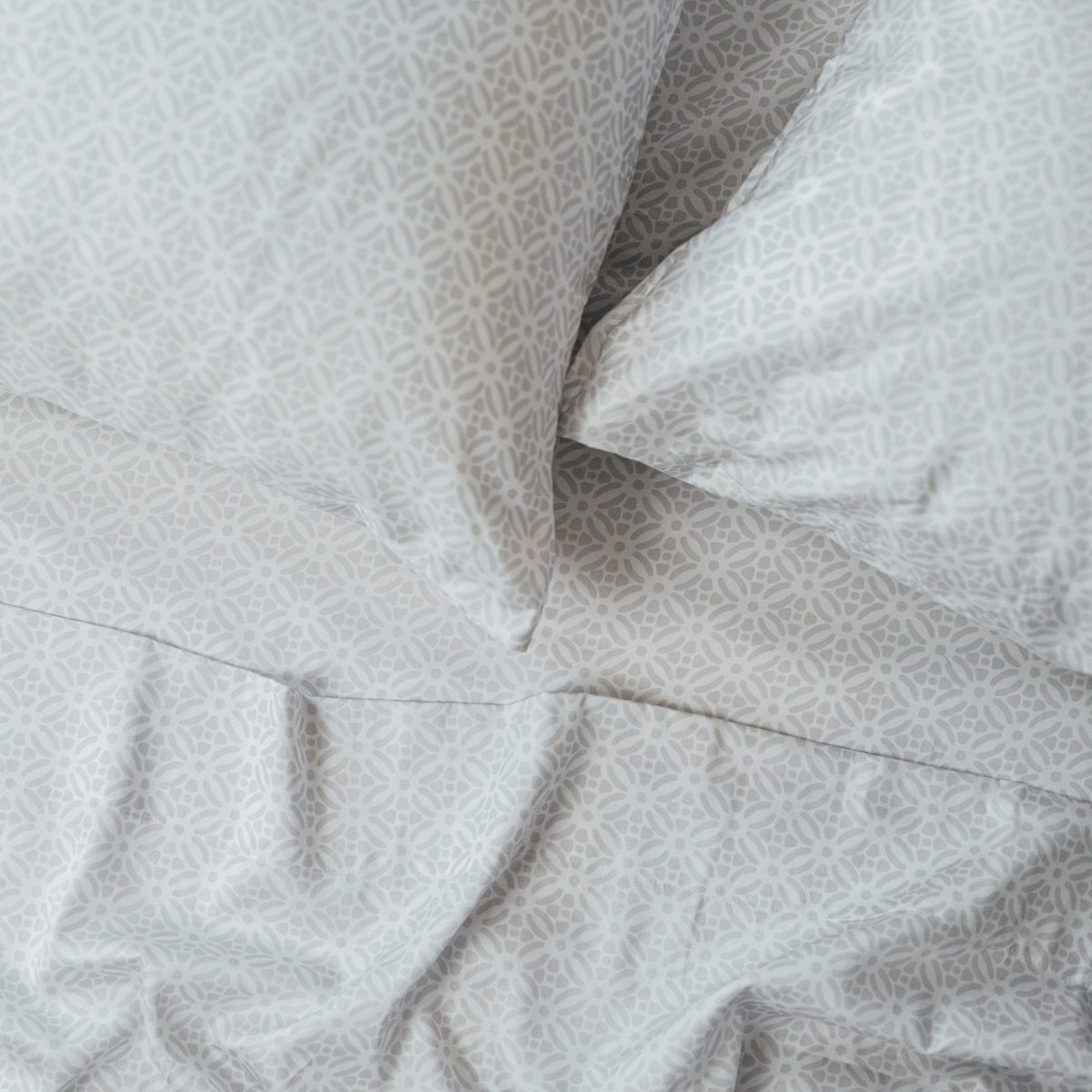 Organic Prague™ Patterned Flat Sheets