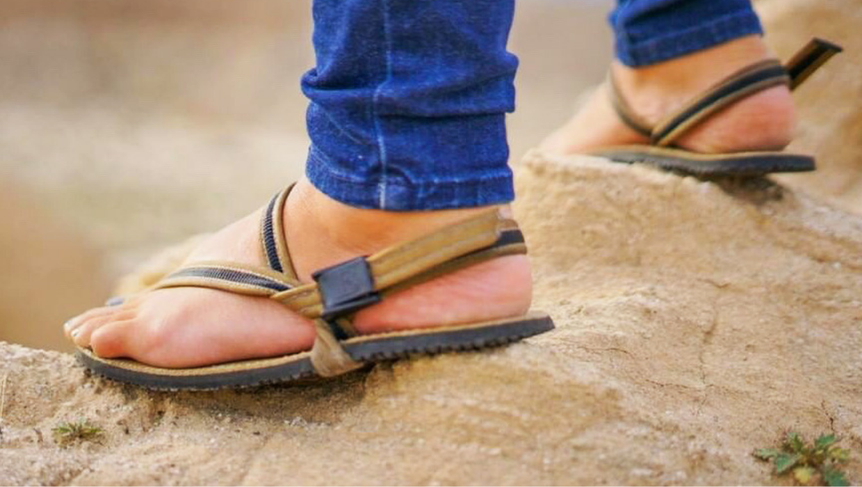 Circadian Sandals - Carbon