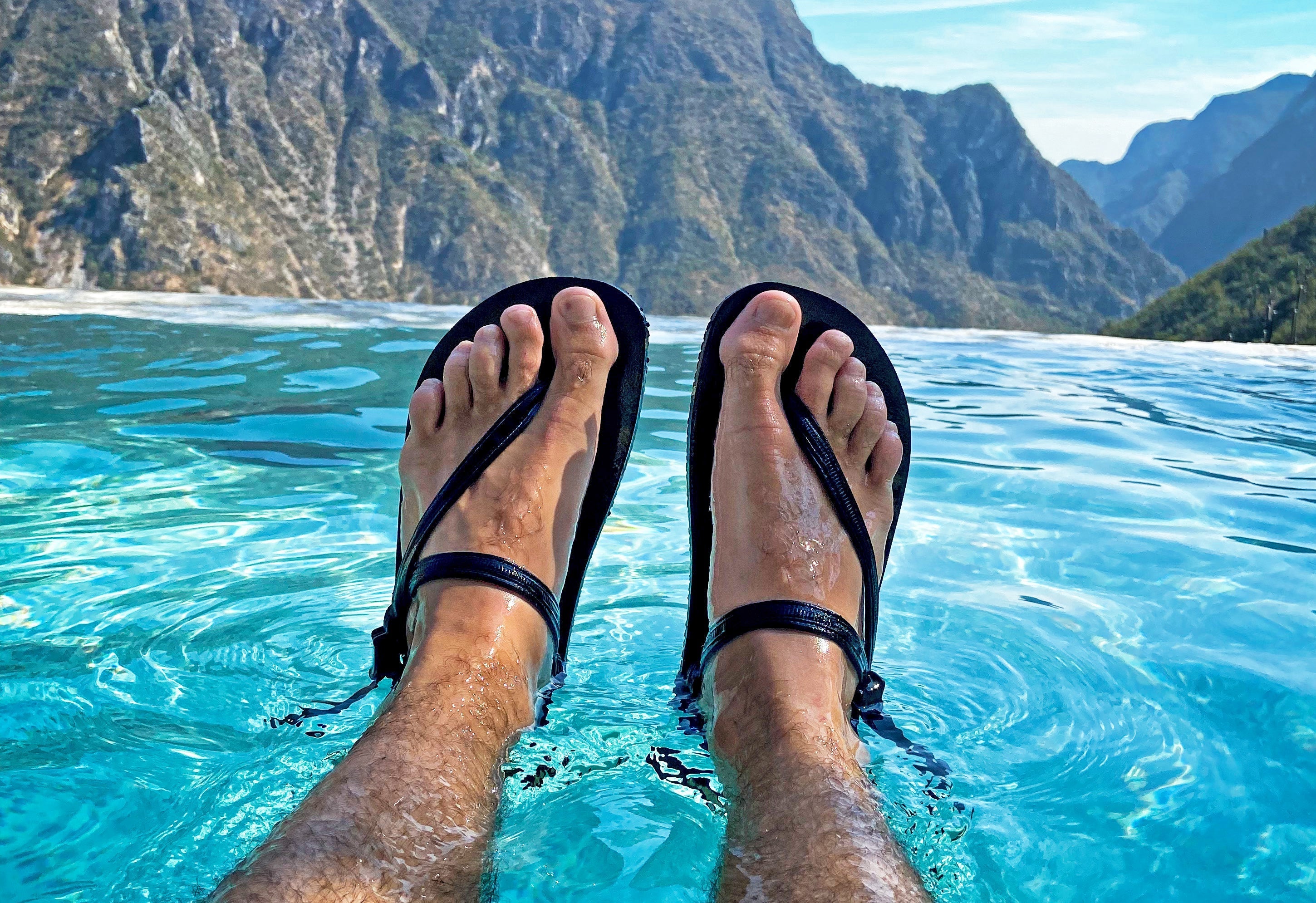Primal Sandals - Carbon