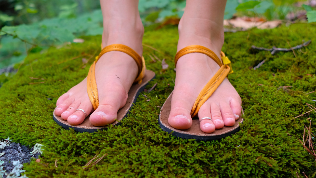 Circadian Sandals - Carbon