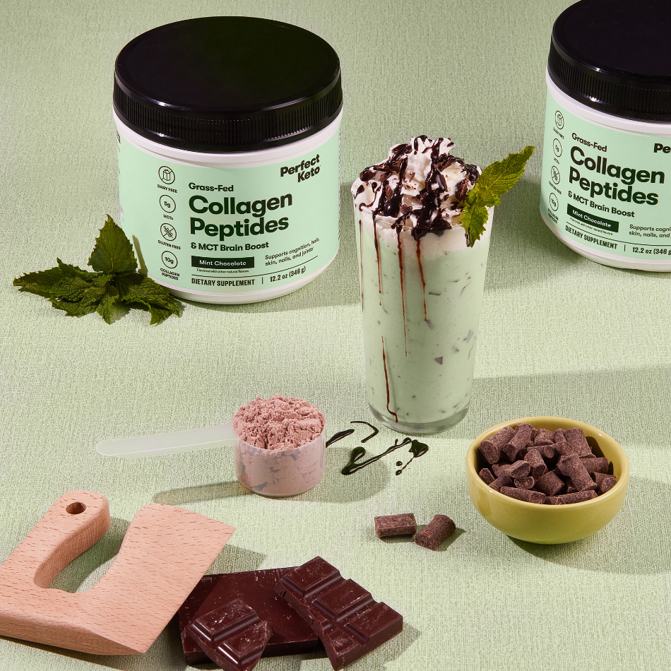 Collagen peptides containers with a dessert and chocolate pieces on a green background