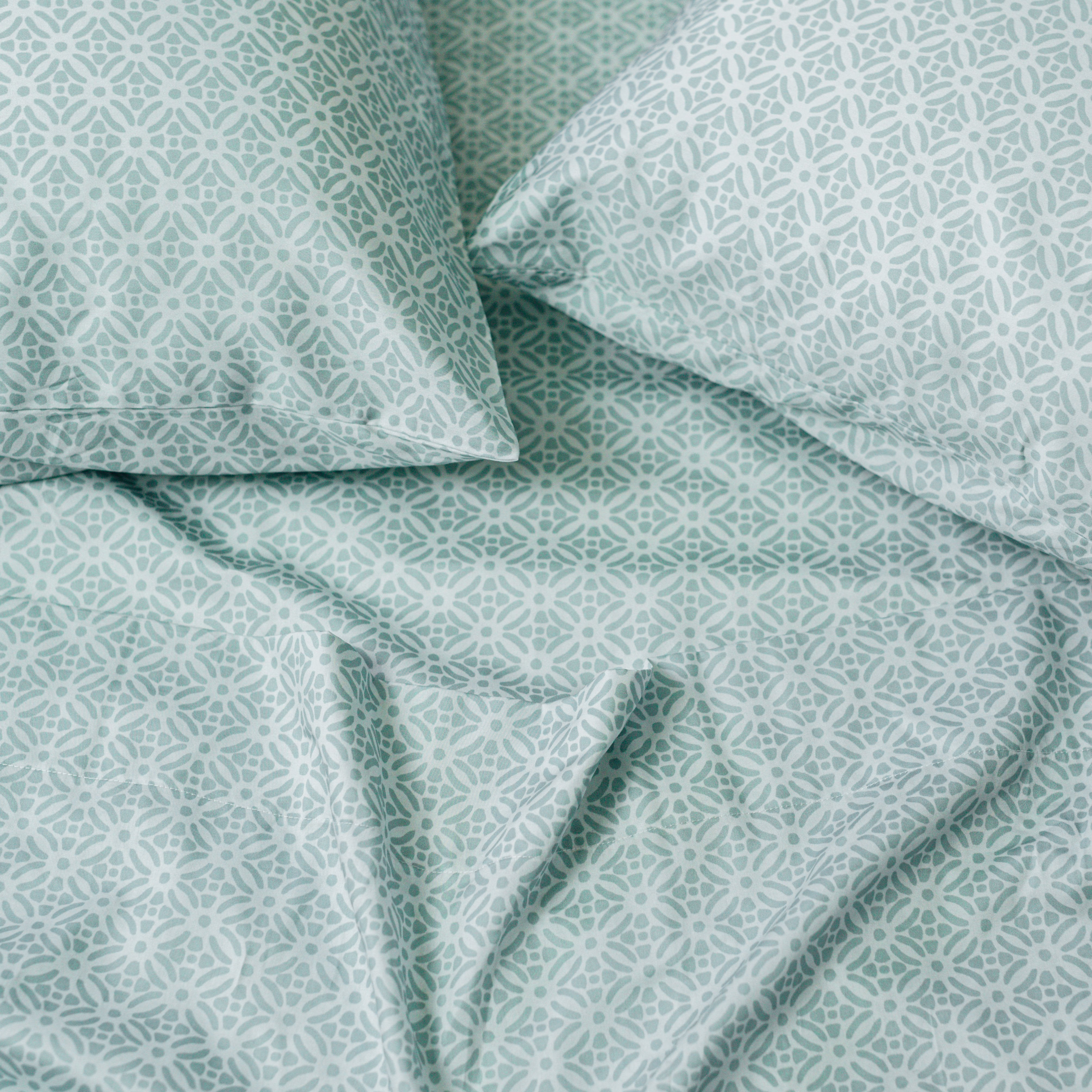 Organic Prague™ Patterned Flat Sheets
